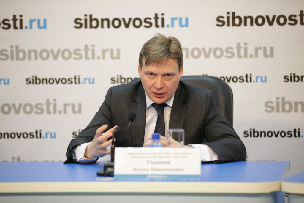 Антон Глушков на пресс-конференции 18.12.2012